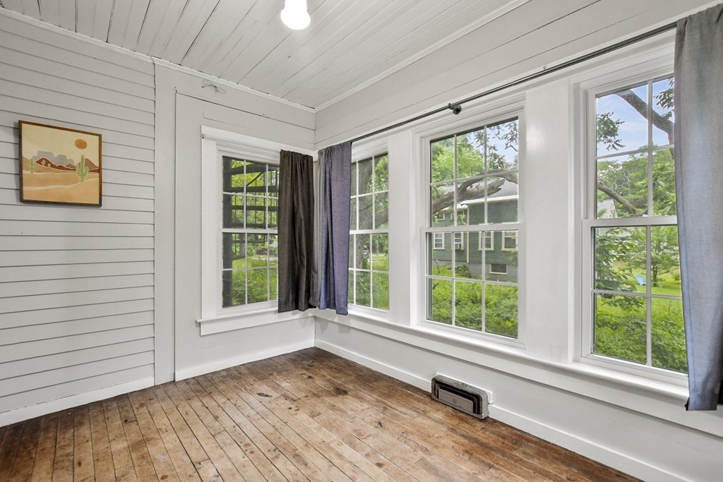 153 Whittier Road Haverhill, MA 01830 - Photo 29 of 40 Gallery Image 29