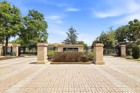 $750,000 | 1384 Forestedge Boulevard, Oldsmar, FL 34677