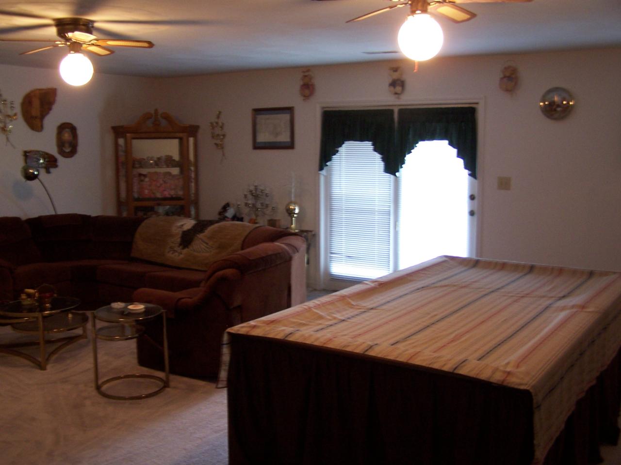 121 Jay Ridge Road Cloverdale, VA 24077 - Photo 12 of 16 Family Room