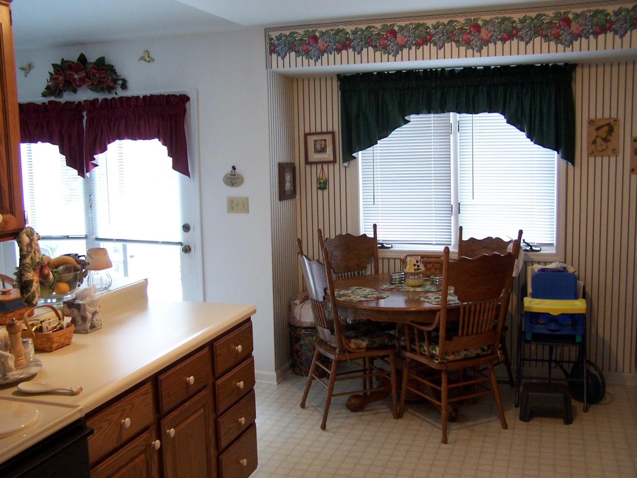 121 Jay Ridge Road Cloverdale, VA 24077 - Photo 8 of 16 Kitchen