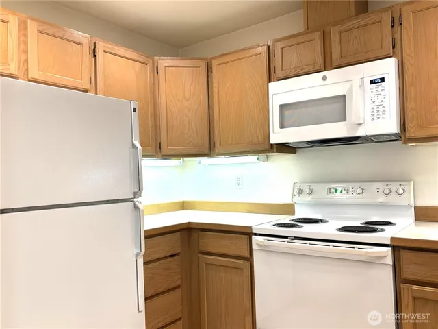 $290,000 | 8515 244th Street Southwest, Unit A4, Edmonds, WA 98026