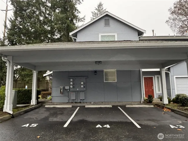 a view of a house with a garage