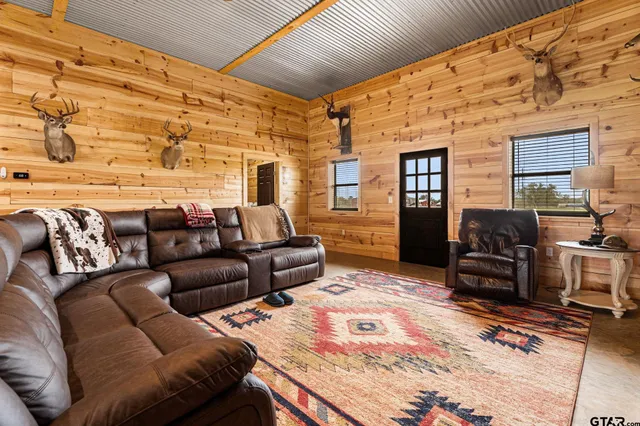 $425,000 | 12093 County Road 152 West, Bullard, TX 75757