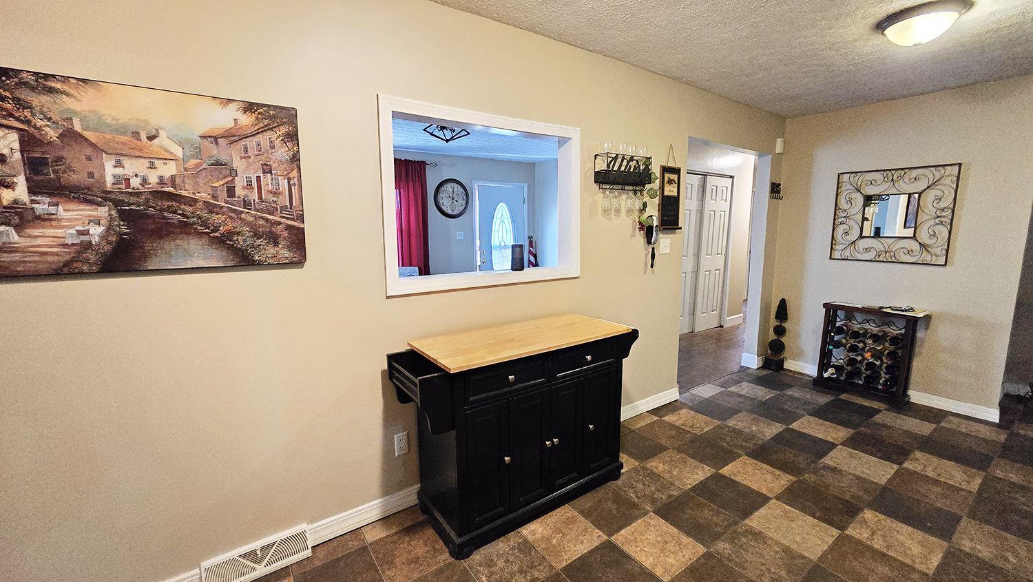 614 East Superior Street Irvington, IL 62848 - Photo 14 of 41 a living room with a baby crib and furniture