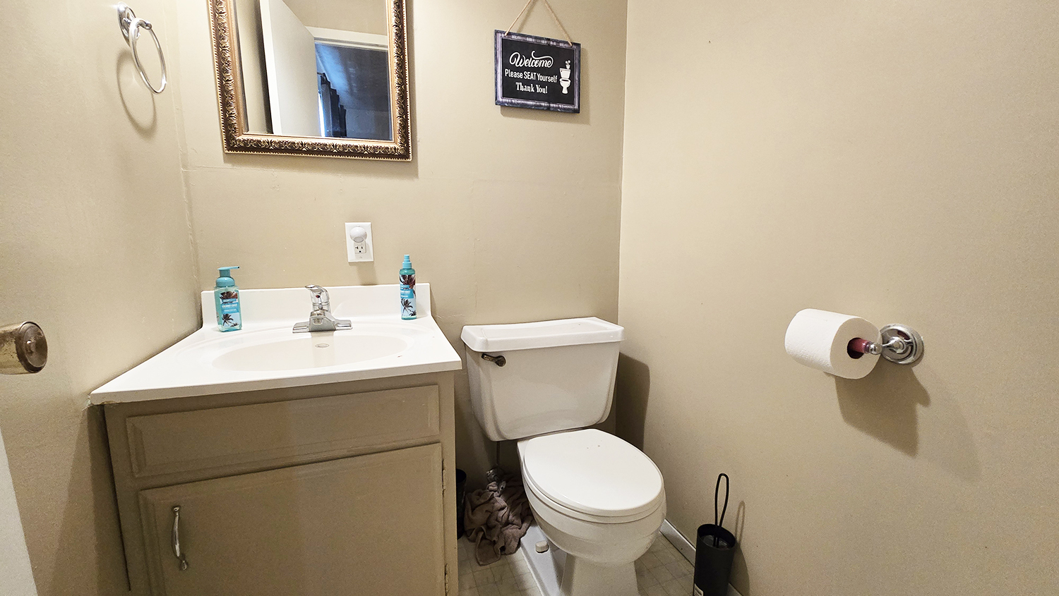 614 East Superior Street Irvington, IL 62848 - Photo 36 of 41 a bathroom with a sink and toilet