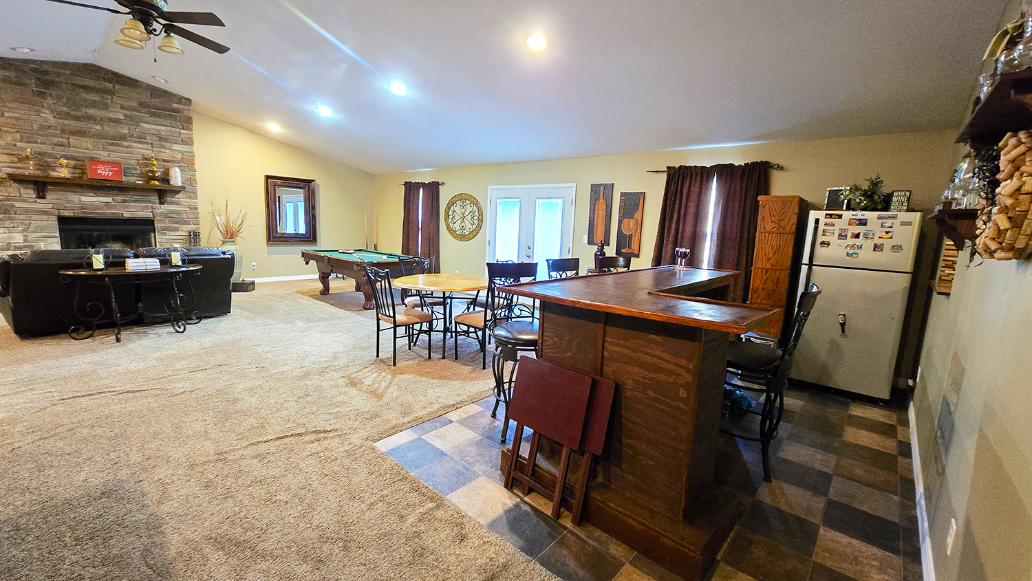 614 East Superior Street Irvington, IL 62848 - Photo 5 of 41 a view of a dining room with furniture
