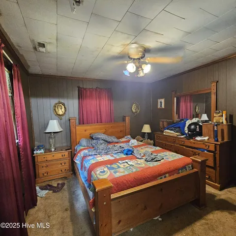 $179,900 | 1901 Davenport Street, Newton, NC 28658