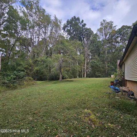 $179,900 | 1901 Davenport Street, Newton, NC 28658