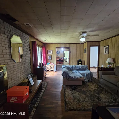 $179,900 | 1901 Davenport Street, Newton, NC 28658