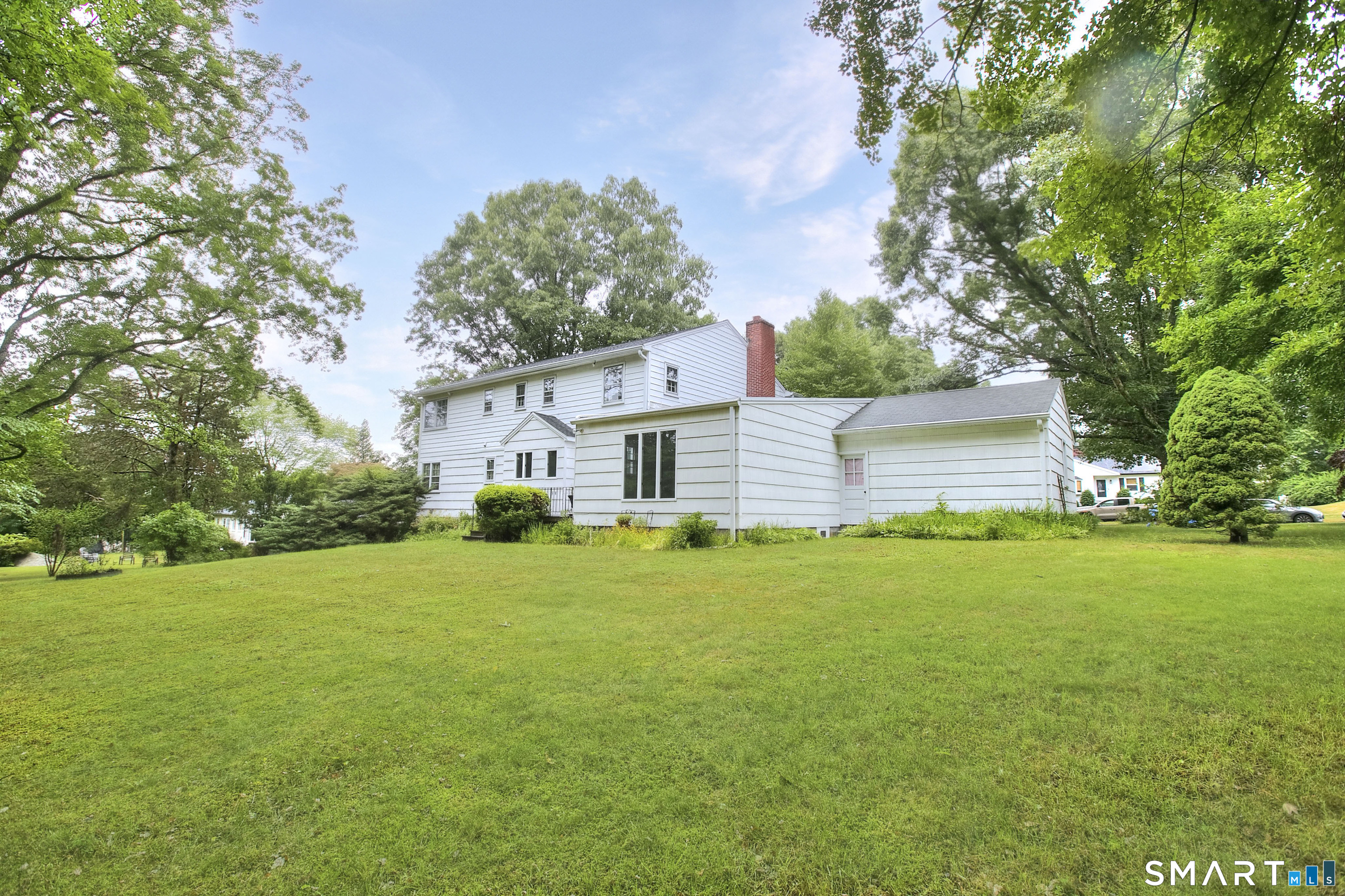 64 Russ Road Trumbull, CT 06611 - Photo 36 of 40