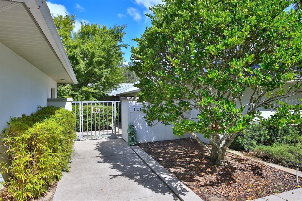 1212 Southwest 80th Street Ocala, FL 34476 - Photo 4 of 70