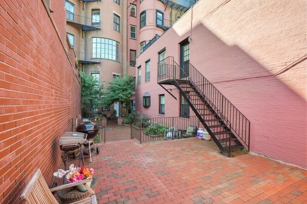230 Beacon Street, Unit B7 Boston, MA 02116 - Photo 16 of 20