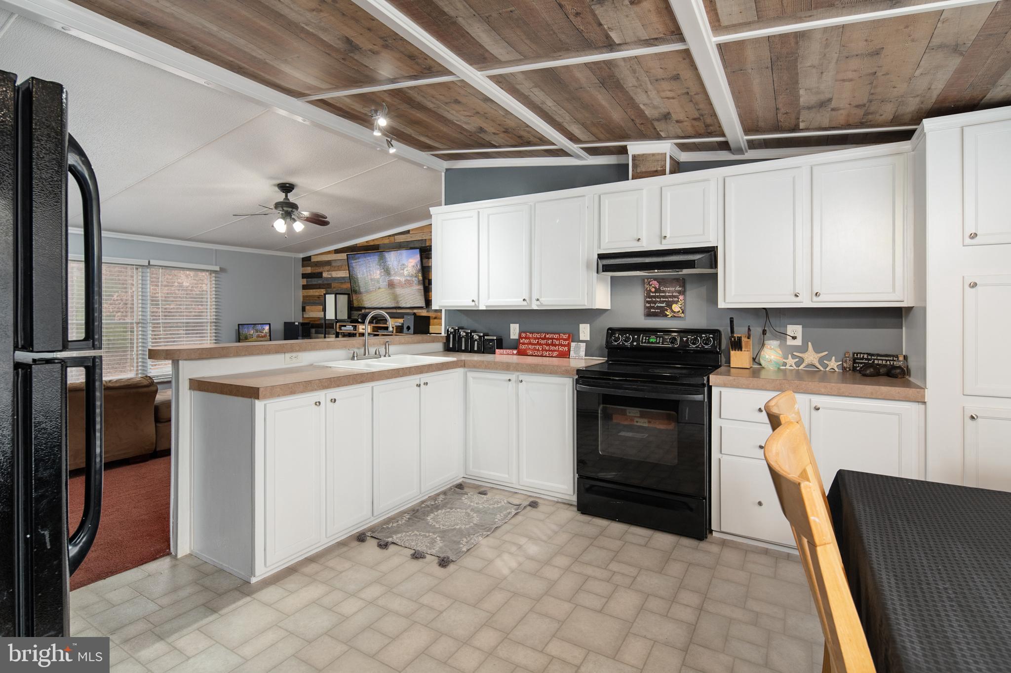 26239 Hill Road Ruther Glen, VA 22546 - Photo 8 of 28 Gallery Image 8