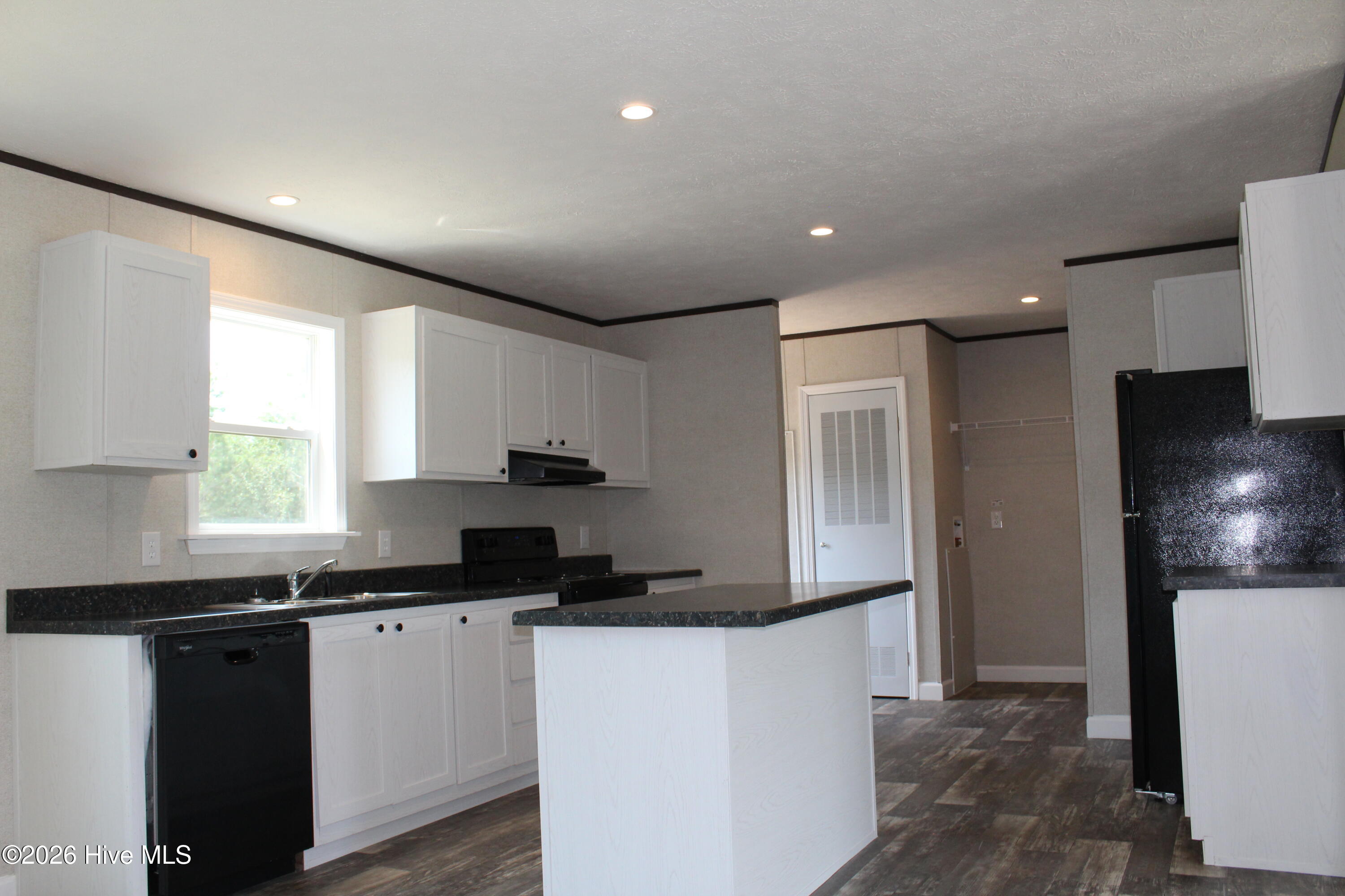 944 Blind Bridge Road Magnolia, NC 28453 - Photo 3 of 17 Gallery Image 3