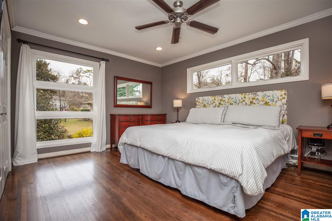 3344 Ridgely Circle Birmingham, AL 35243 - Photo 5 of 38