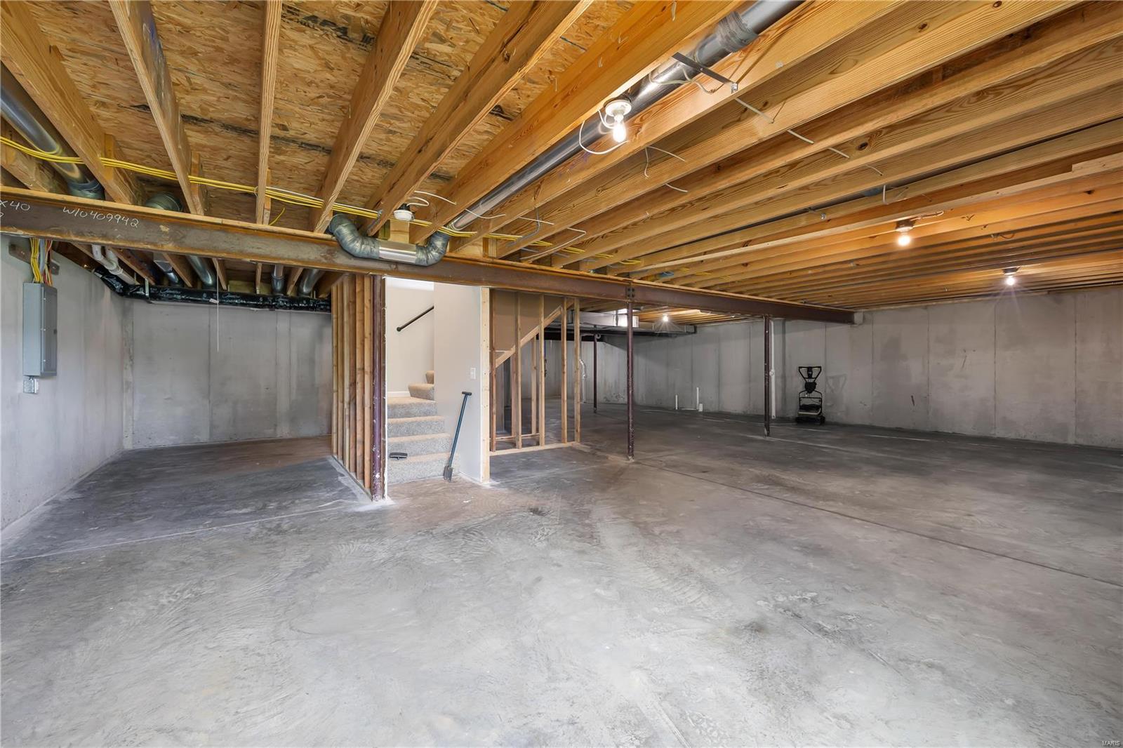 617 Lind Road St. Louis, MO 63125 - Photo 23 of 24