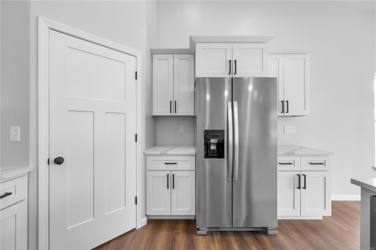 617 Lind Road St. Louis, MO 63125 - Photo 9 of 24