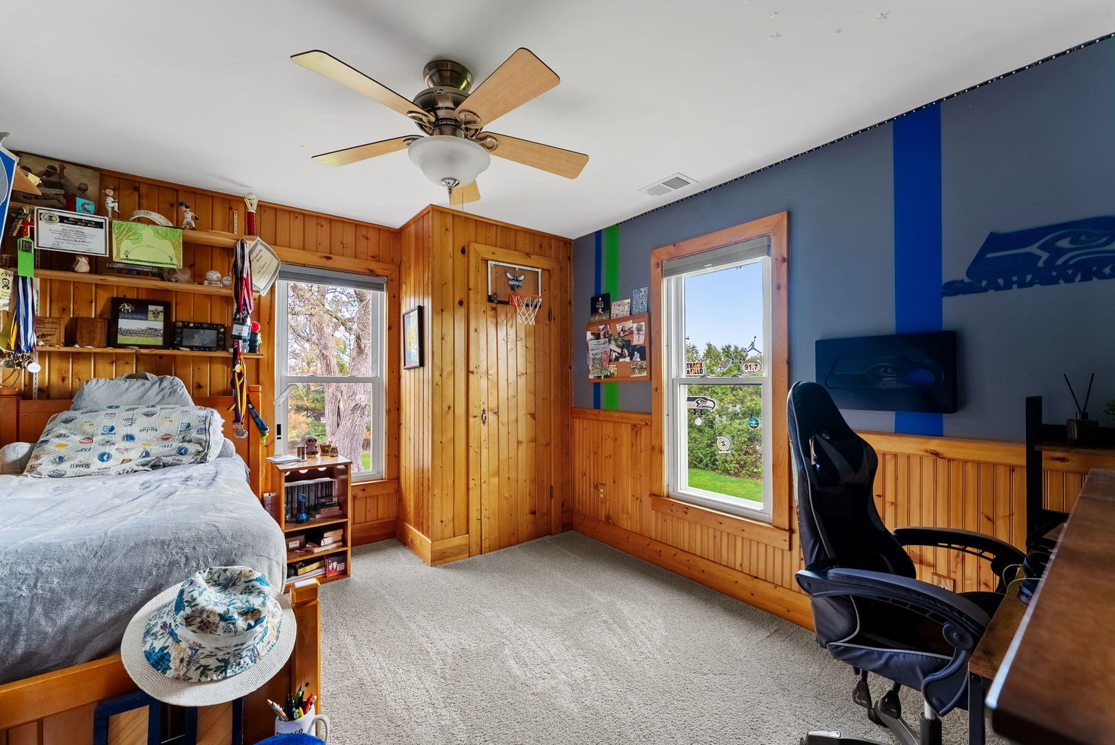 1009 Northwest 3rd Street Aledo, IL 61231 - Photo 20 of 27 a view of a livingroom with furniture and a window
