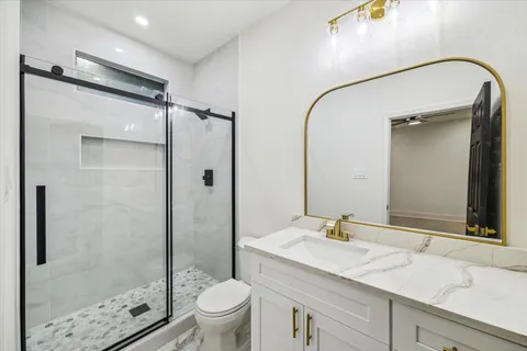 $385,000 | 228 Lenox Street, Houston, TX 77011