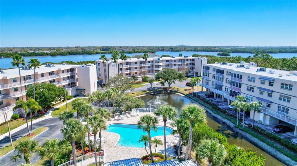 6475 Shoreline Drive, Unit 5102 St. Petersburg, FL 33708 - Photo 34 of 39