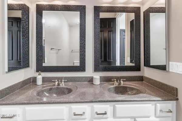 $2,450,000 | 3296 East Vallejo Court, Gilbert, AZ 85298