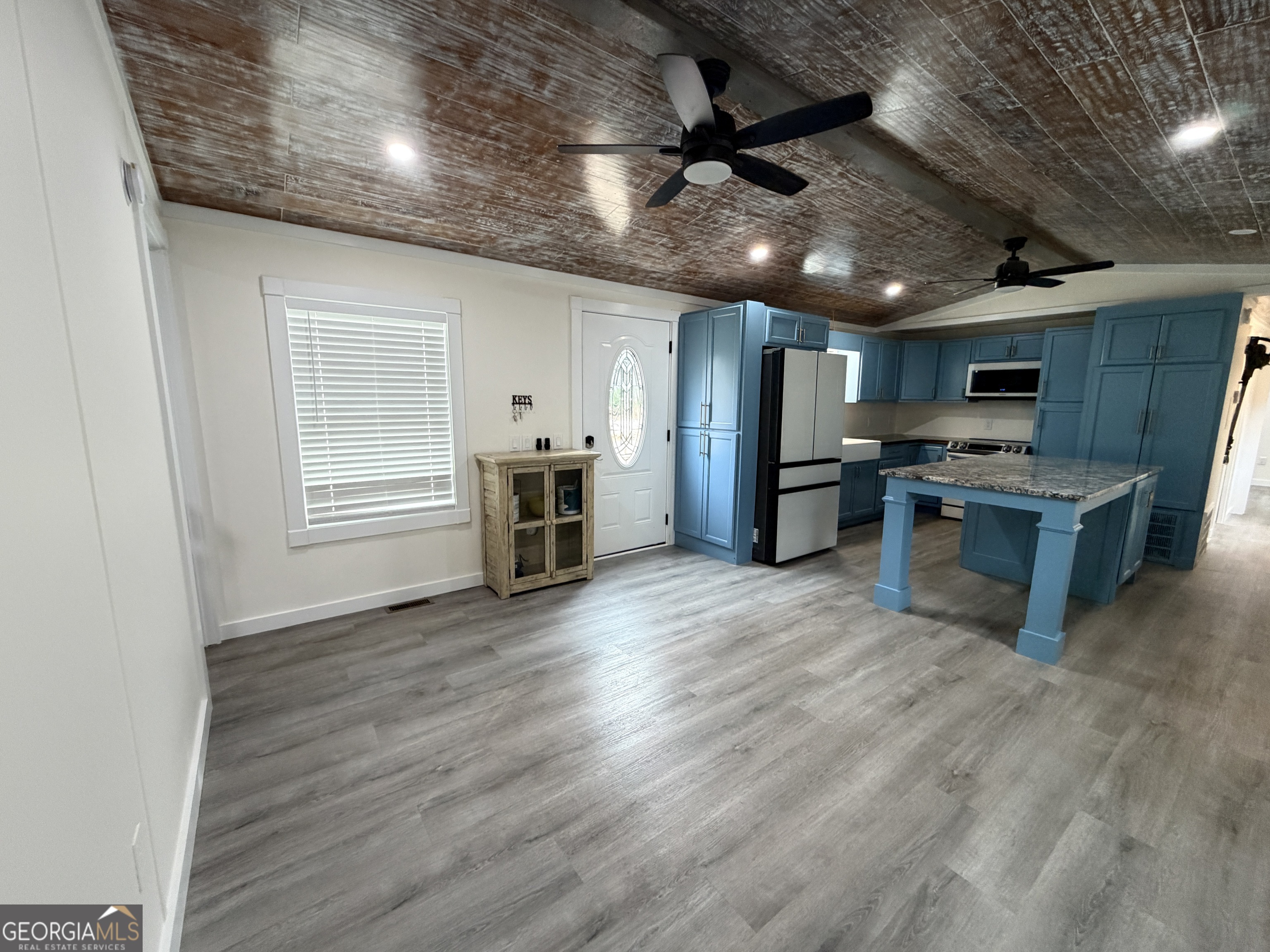 682 Lakeside Circle Cornelia, GA 30531 - Photo 9 of 32