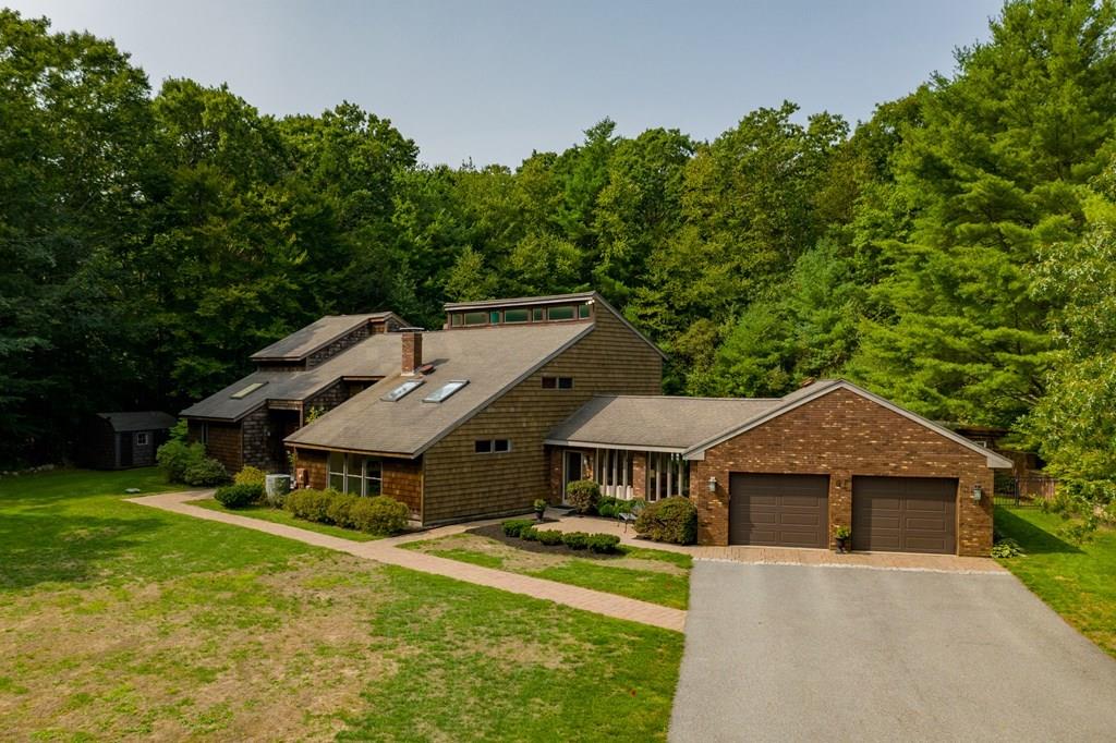 41 Woods Road Norwell, MA 02061 - Photo 2 of 42 Gallery Image 2