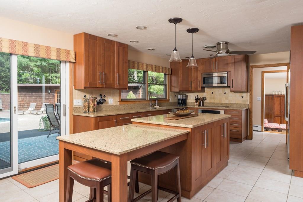 41 Woods Road Norwell, MA 02061 - Photo 8 of 42 Gallery Image 8