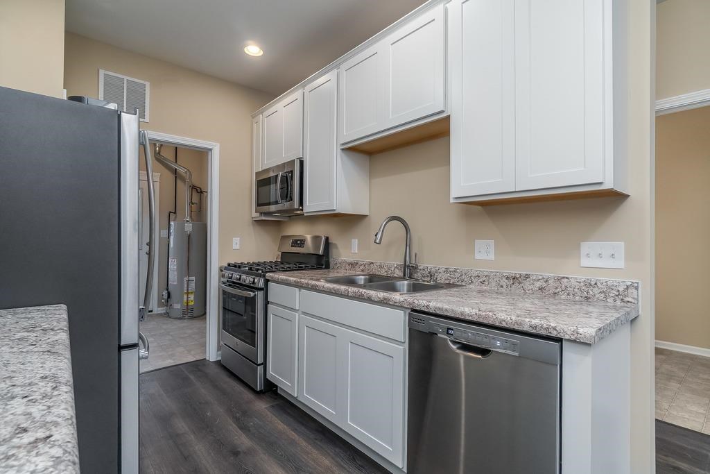 969 East 117th Place Crown Point, IN 46307 - Photo 6 of 17 1024x683