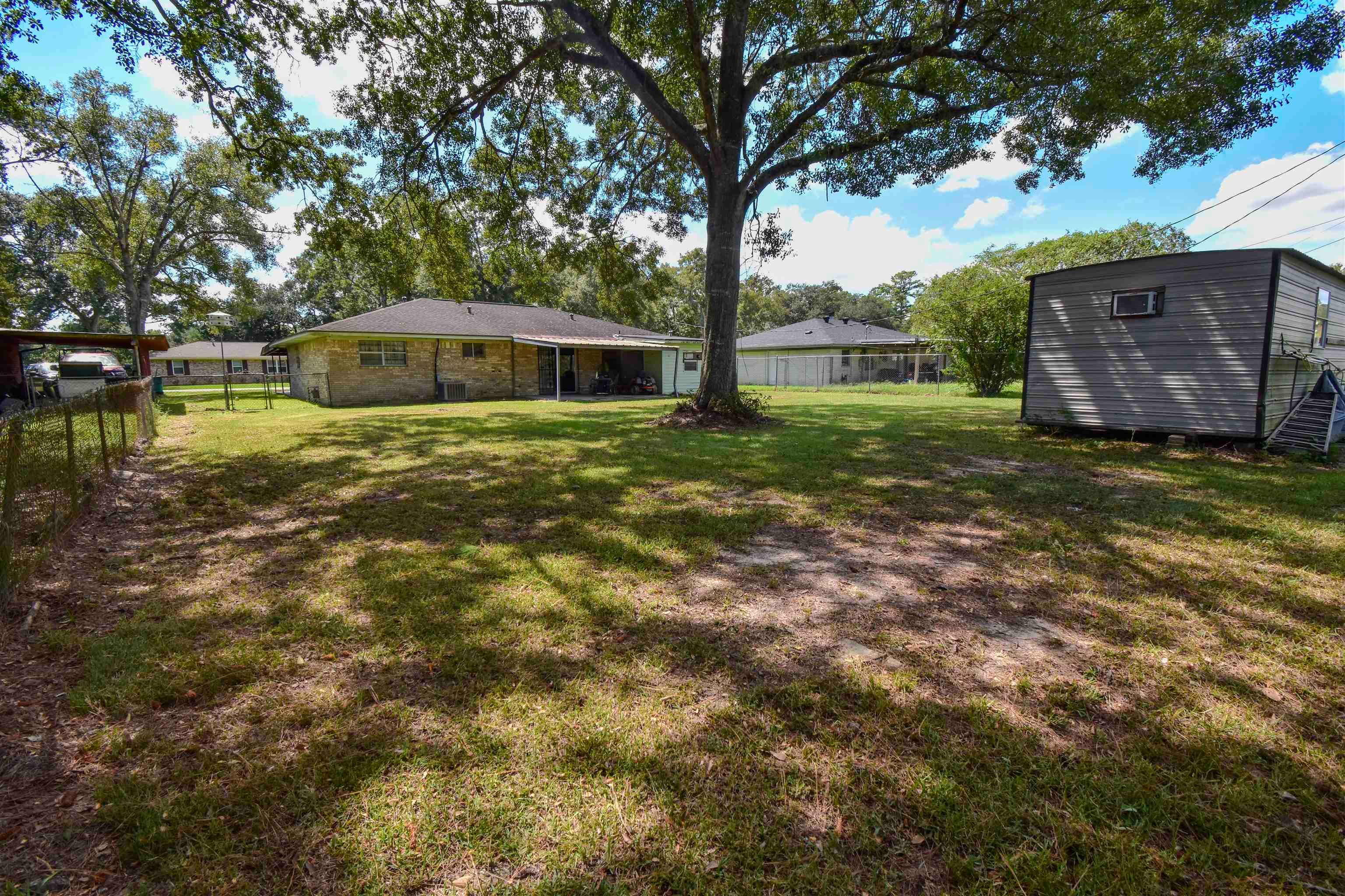 1446 Huntsman Street Orange, TX 77632 - Photo 35 of 38 Gallery Image 35