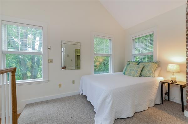 23 Harris Street, Unit 2 Marblehead, MA 01945 - Photo 15 of 20 Gallery Image 15