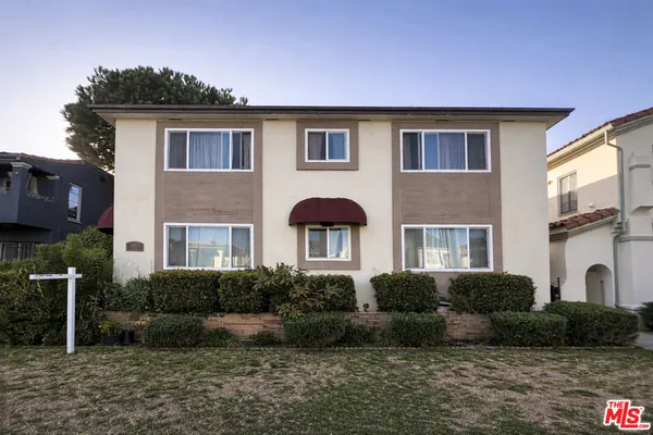 $2,875 | 447 South Palm Drive, Unit 5, Beverly Hills, CA 90212