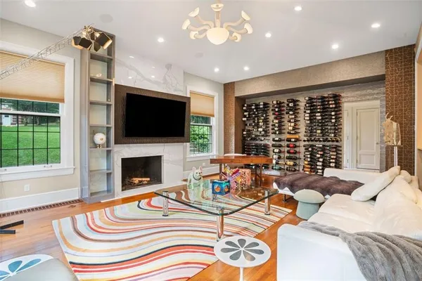 $6,250,000 | 5563 Northumberland Street, Pittsburgh, PA 15217