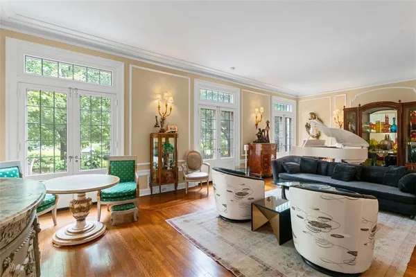 $6,250,000 | 5563 Northumberland Street, Pittsburgh, PA 15217