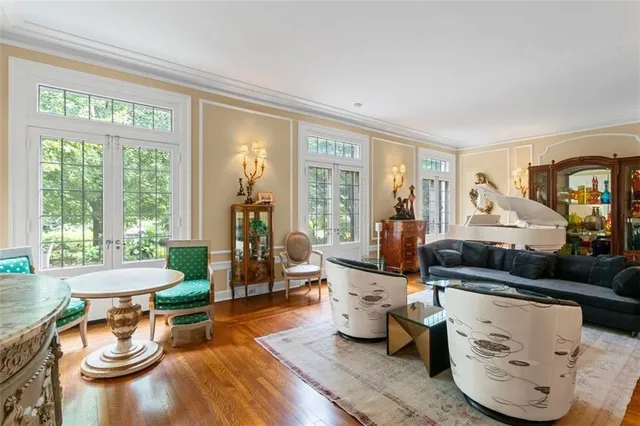 $6,250,000 | 5563 Northumberland Street, Pittsburgh, PA 15217