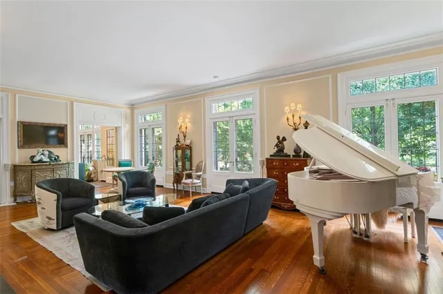 $6,250,000 | 5563 Northumberland Street, Pittsburgh, PA 15217