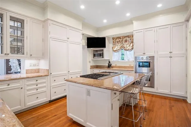 $6,250,000 | 5563 Northumberland Street, Pittsburgh, PA 15217