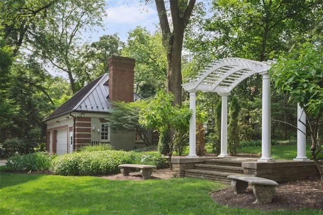 $6,250,000 | 5563 Northumberland Street, Pittsburgh, PA 15217