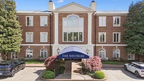 $780,000 | 3737 West End Avenue, Unit 305, Nashville, TN 37205