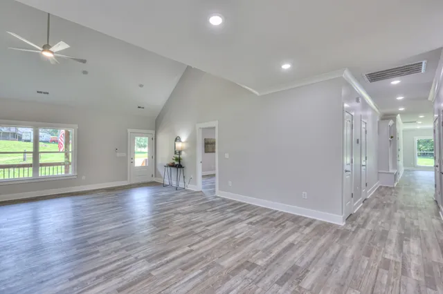 $599,900 | 3931 Taylors Store Road, Hampshire, TN 38461