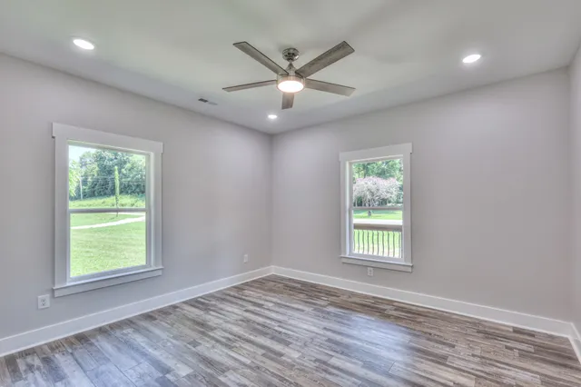 $599,900 | 3931 Taylors Store Road, Hampshire, TN 38461