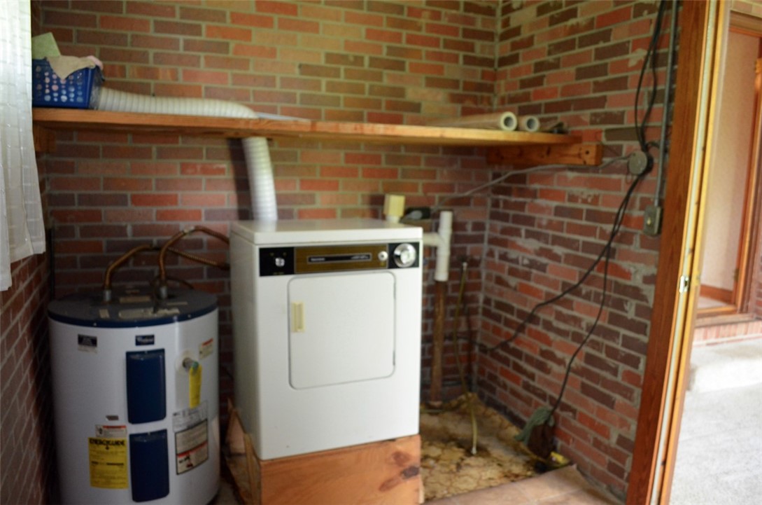 201 Massingill Road Pickens, SC 29671 - Photo 14 of 17 Laundry room with vintage dryer.