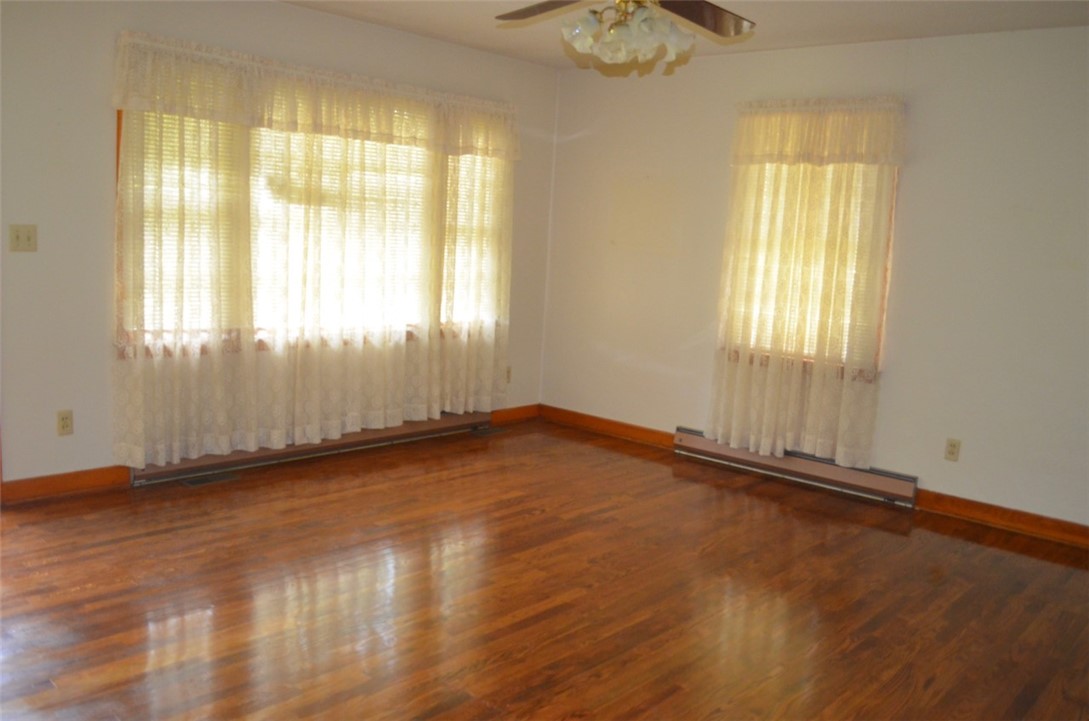 201 Massingill Road Pickens, SC 29671 - Photo 8 of 17 Family Room