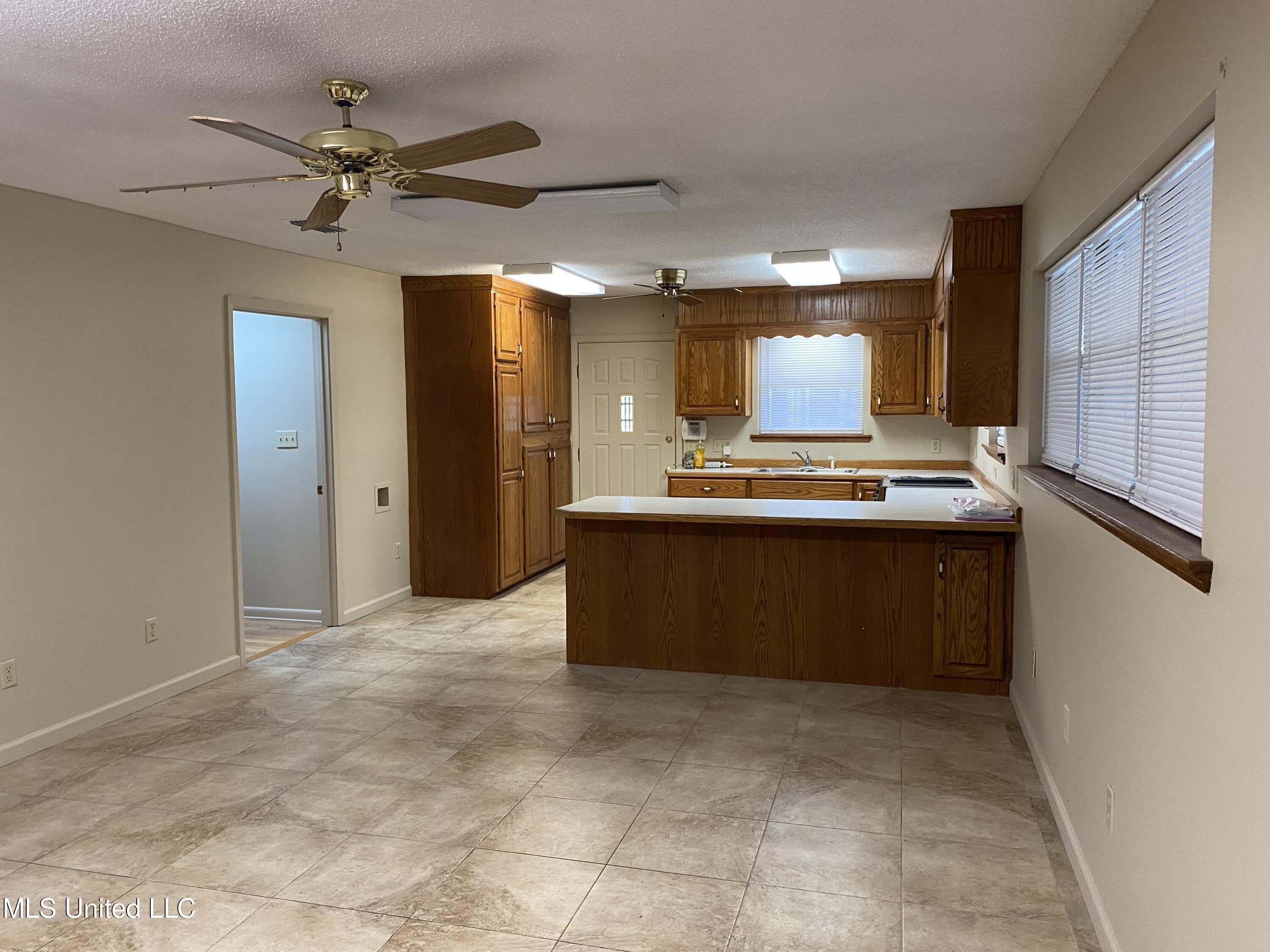 3618 Bellview Avenue Moss Point, MS 39563 - Photo 52 of 89 IMG_3195