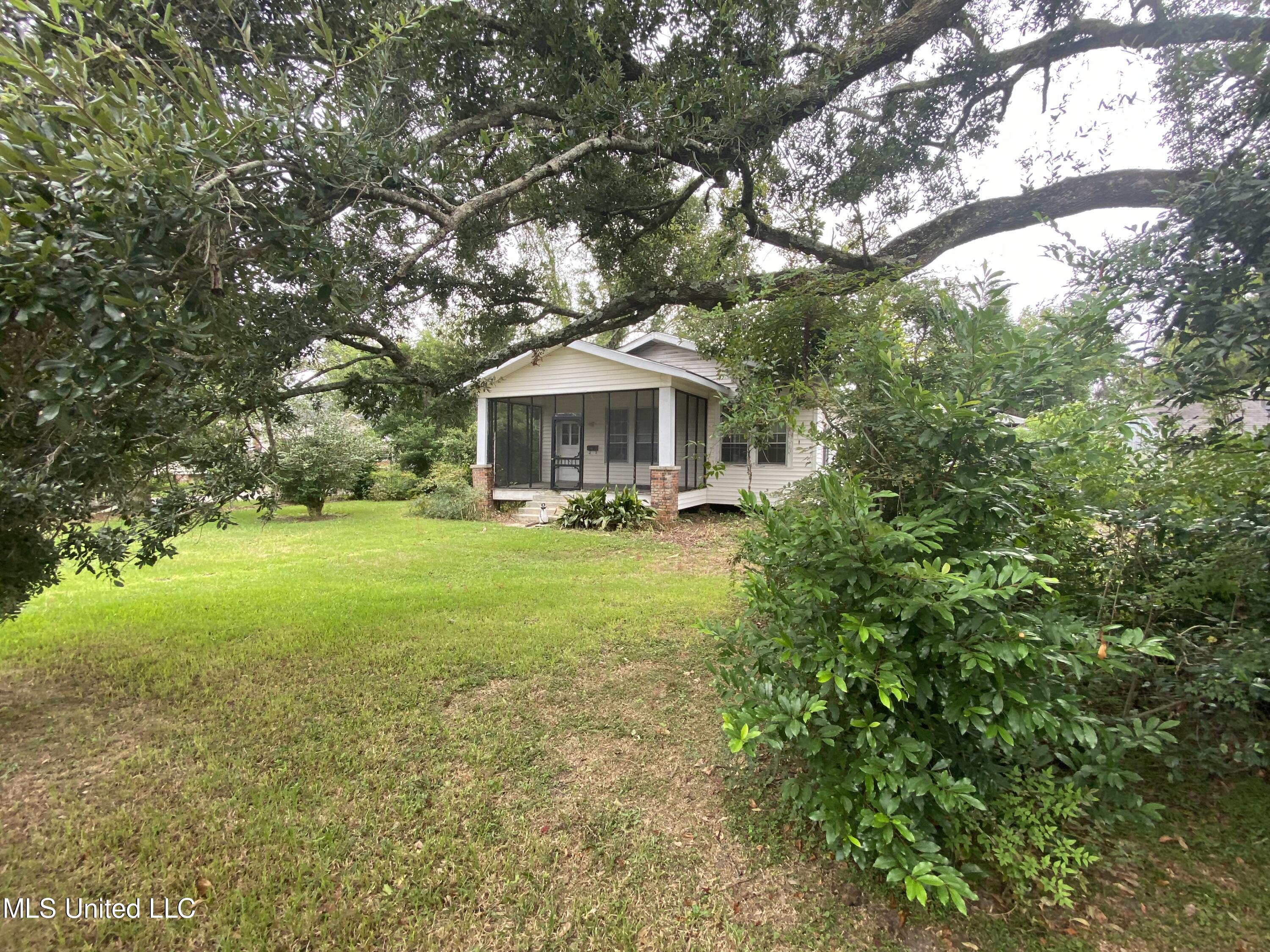 3618 Bellview Avenue Moss Point, MS 39563 - Photo 63 of 89 IMG_3093