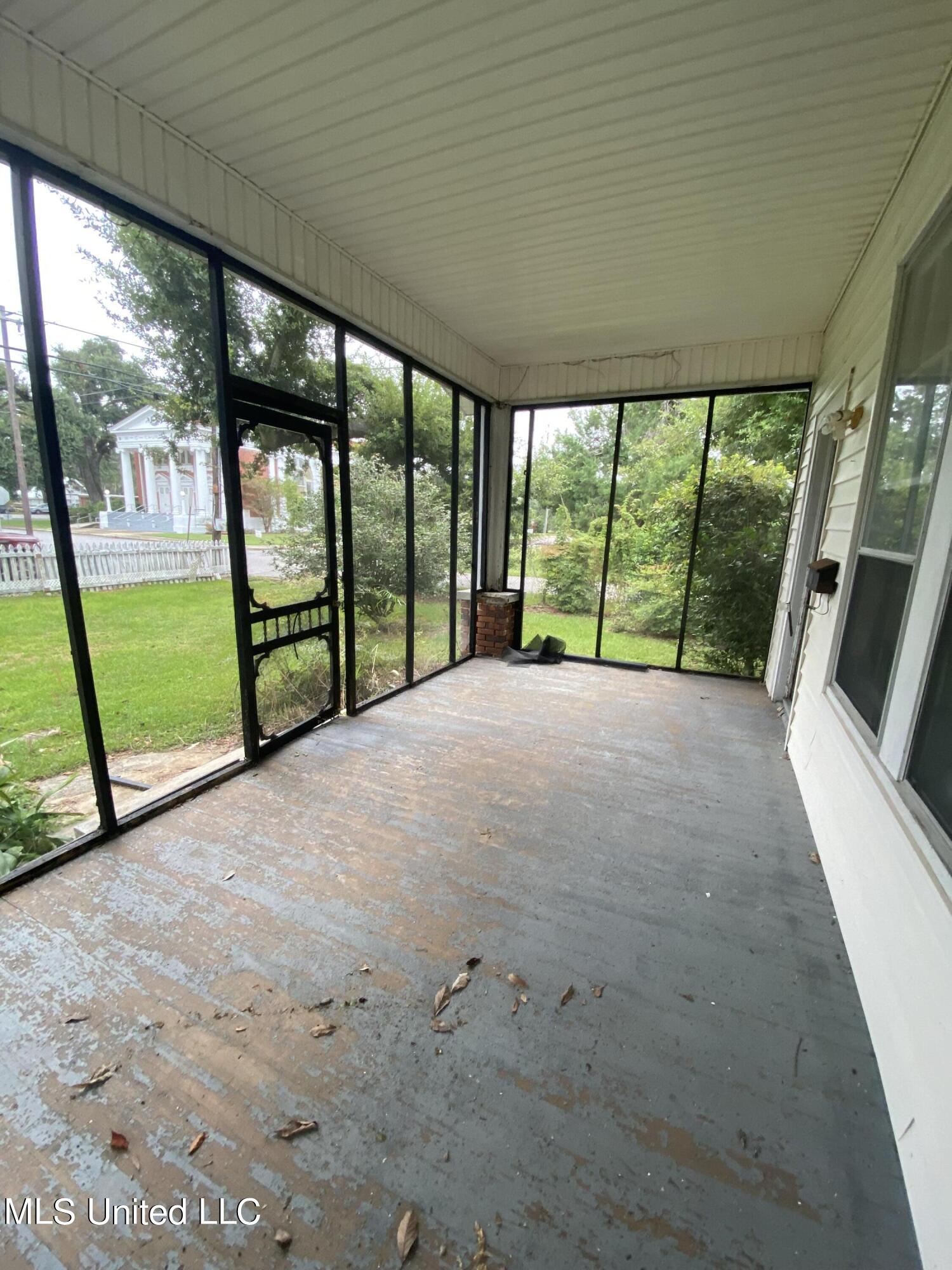 3618 Bellview Avenue Moss Point, MS 39563 - Photo 66 of 89 IMG_3271