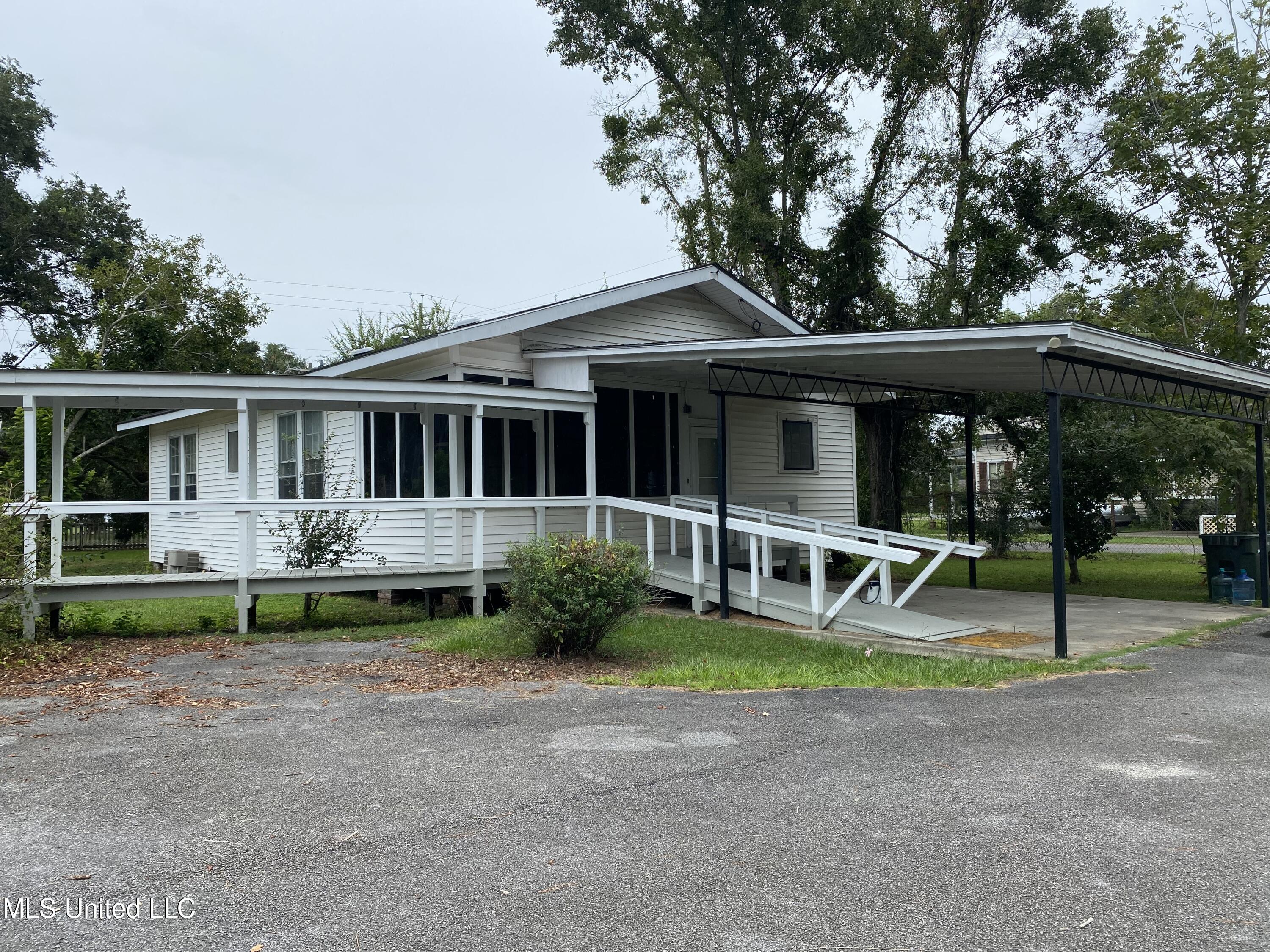 3618 Bellview Avenue Moss Point, MS 39563 - Photo 76 of 89 IMG_3328