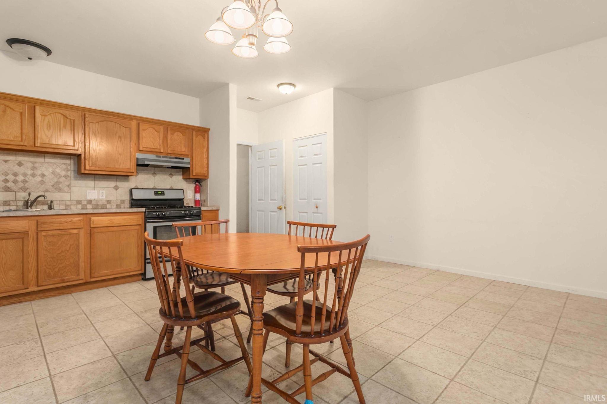 525 South Filbert Street New Carlisle, IN 46552 - Photo 27 of 42