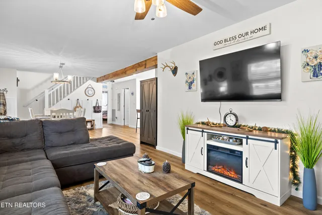 $418,000 | 4149 Sevierville Road, Maryville, TN 37804