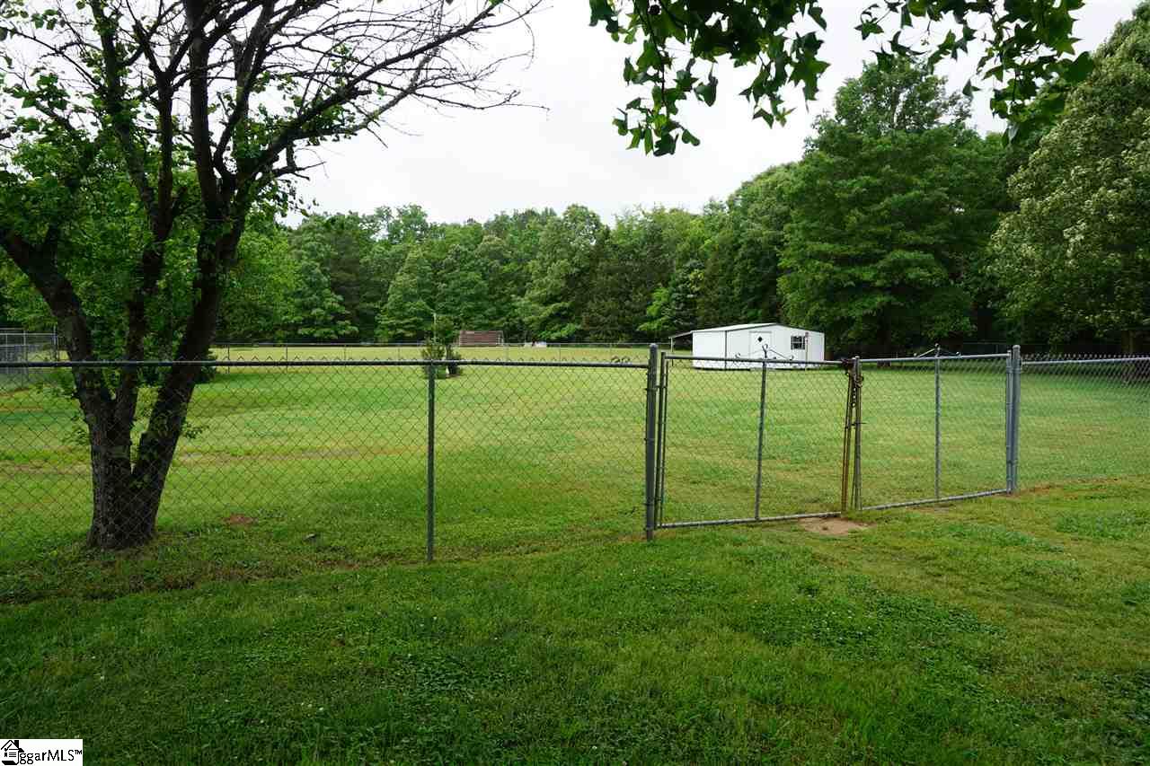1925 Highway 418 Pelzer, SC 29669 - Photo 4 of 32 Gallery Image 4